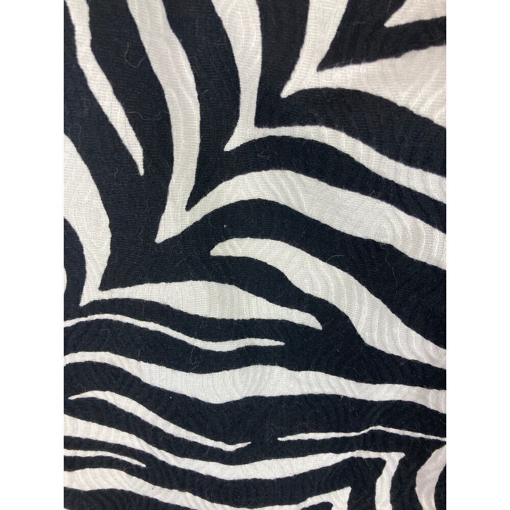 Talbots Zebra Print Pencil Skirt Size 10P - Picture 4 of 6